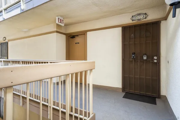 $480,000 | 3982 Valeta Street, Unit 273, San Diego, CA 92110