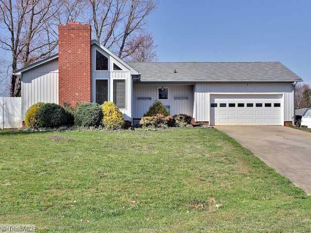 133 Applegate Road Kernersville, NC 27284 - Photo 1 of 16 Exterior Front.