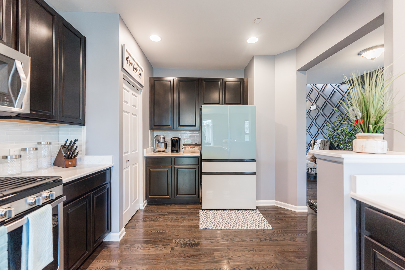 148 Stephens Matteson, IL 60443 - Photo 11 of 33 Gallery Image 11