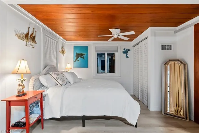 $1,695,000 | 107 Bayshore Way, Goodland, FL 34140