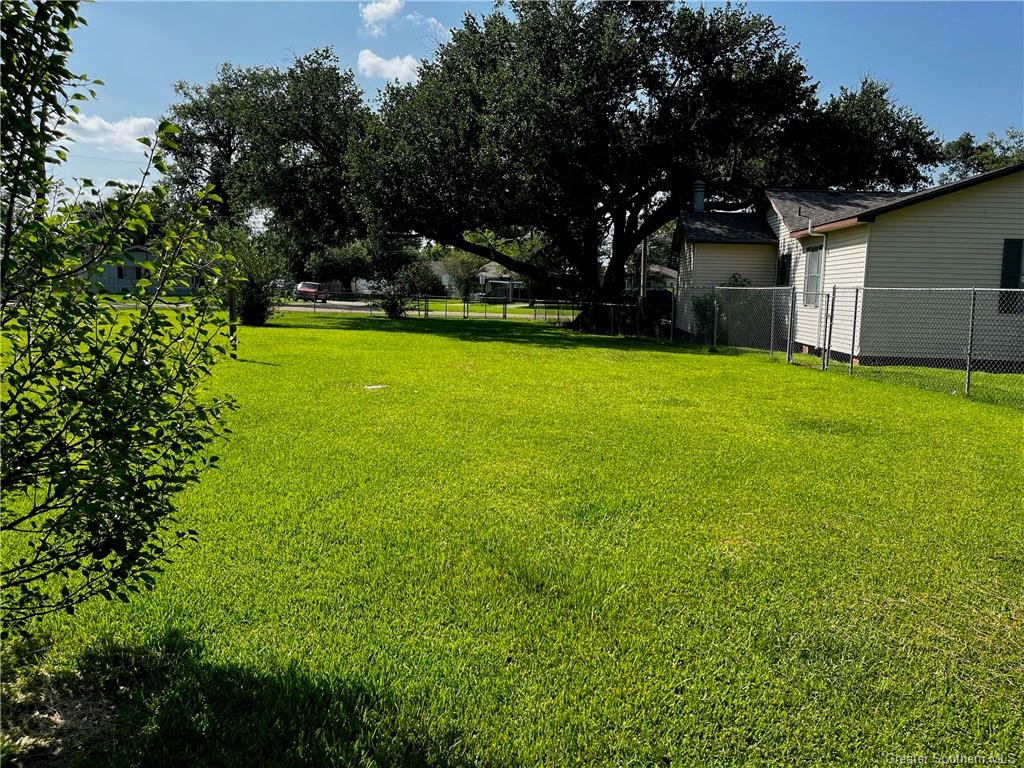 3505 Crescent Street Lake Charles, LA 70607 - Photo 2 of 5
