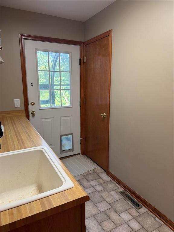 1313 Southeast Moore Road St. Joseph, MO 64504 - Photo 24 of 29 Gallery Image 24