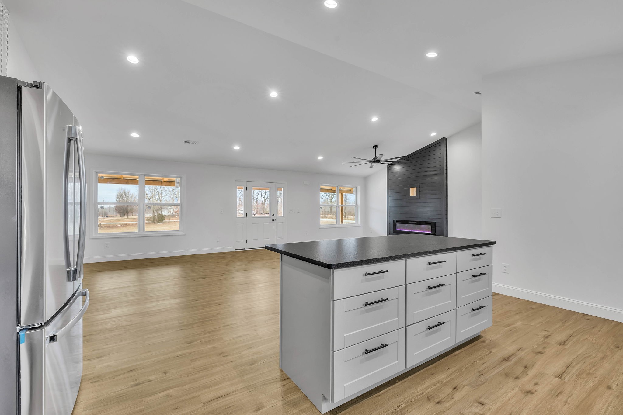 129 Colonial Road Hohenwald, TN 38462 - Photo 22 of 33 a bathroom with a granite countertop sink mirror and view