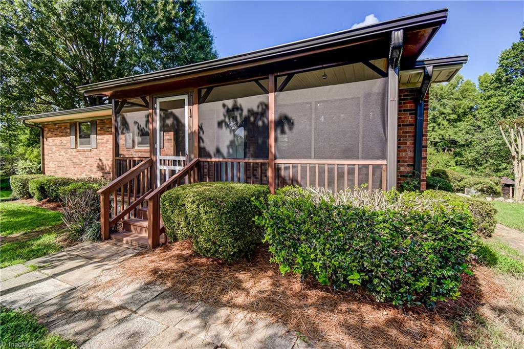 373 Bobcat Road Summerfield, NC 27358 - Photo 3 of 47