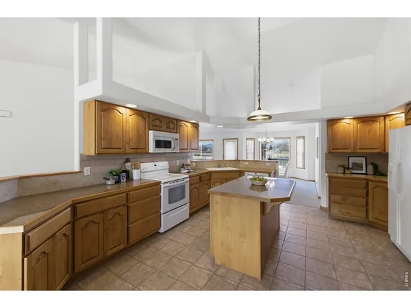 $1,000,000 | 3075 Challenger Point Drive, Loveland, CO 80538