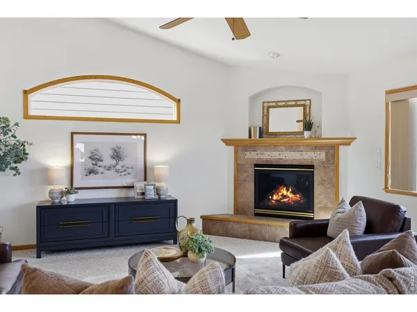 $1,000,000 | 3075 Challenger Point Drive, Loveland, CO 80538