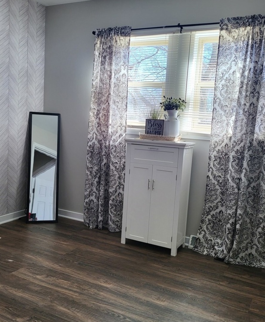 24208 Marble Road Channahon, IL 60410 - Photo 10 of 17 Gallery Image 10
