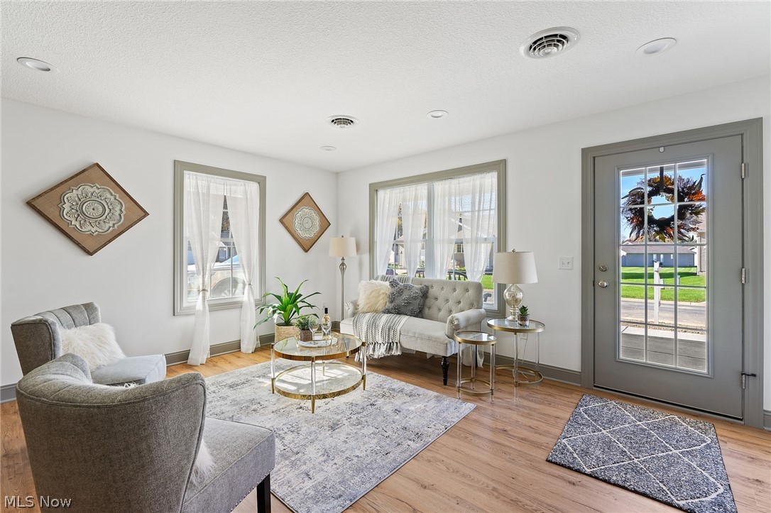 603 South Raccoon Road, Unit 23 Youngstown, OH 44515 - Photo 3 of 19 Gallery Image 3