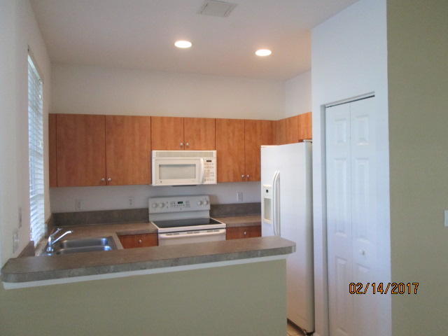 1402 Lucaya Drive Riviera Beach, FL 33404 - Photo 12 of 32 1402 Lucaya Dr, for sale 049