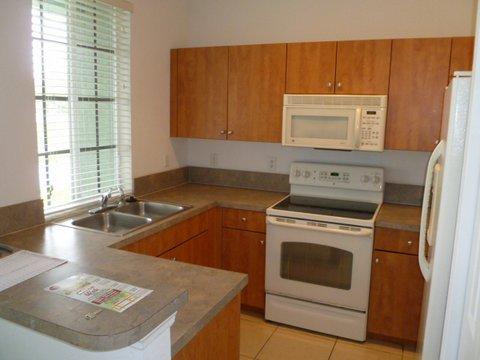1402 Lucaya Drive Riviera Beach, FL 33404 - Photo 13 of 32 P1060556
