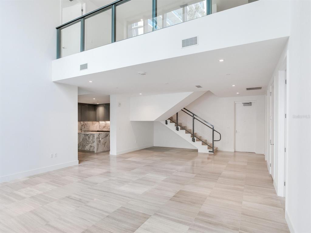 3020 West Santiago Street, Unit 4 Tampa, FL 33629 - Photo 38 of 99 a view of entryway and hall with a front door