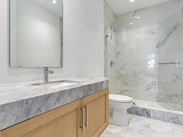 $18,500 | 3020 West Santiago Street, Unit 4, Tampa, FL 33629