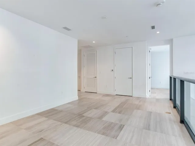 $18,500 | 3020 West Santiago Street, Unit 4, Tampa, FL 33629