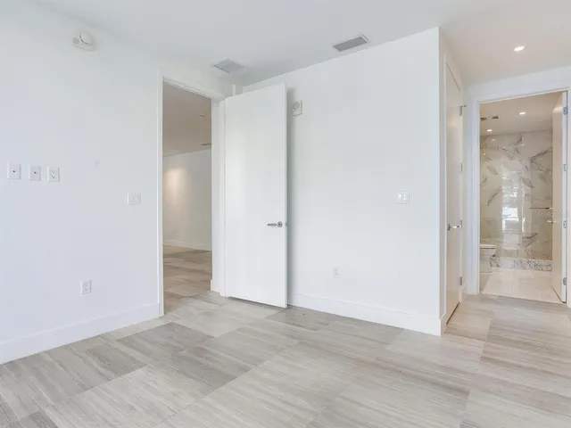 $18,500 | 3020 West Santiago Street, Unit 4, Tampa, FL 33629