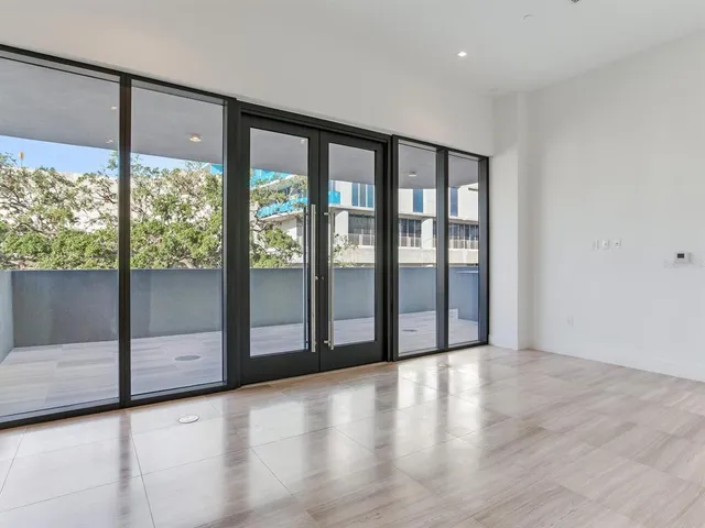 $18,500 | 3020 West Santiago Street, Unit 4, Tampa, FL 33629