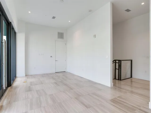 $18,500 | 3020 West Santiago Street, Unit 4, Tampa, FL 33629