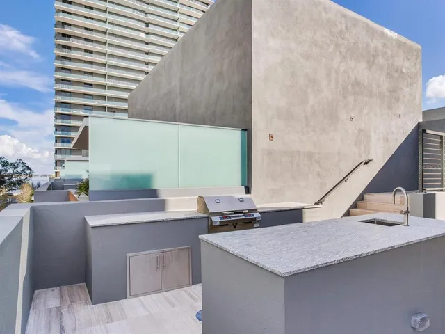 $18,500 | 3020 West Santiago Street, Unit 4, Tampa, FL 33629