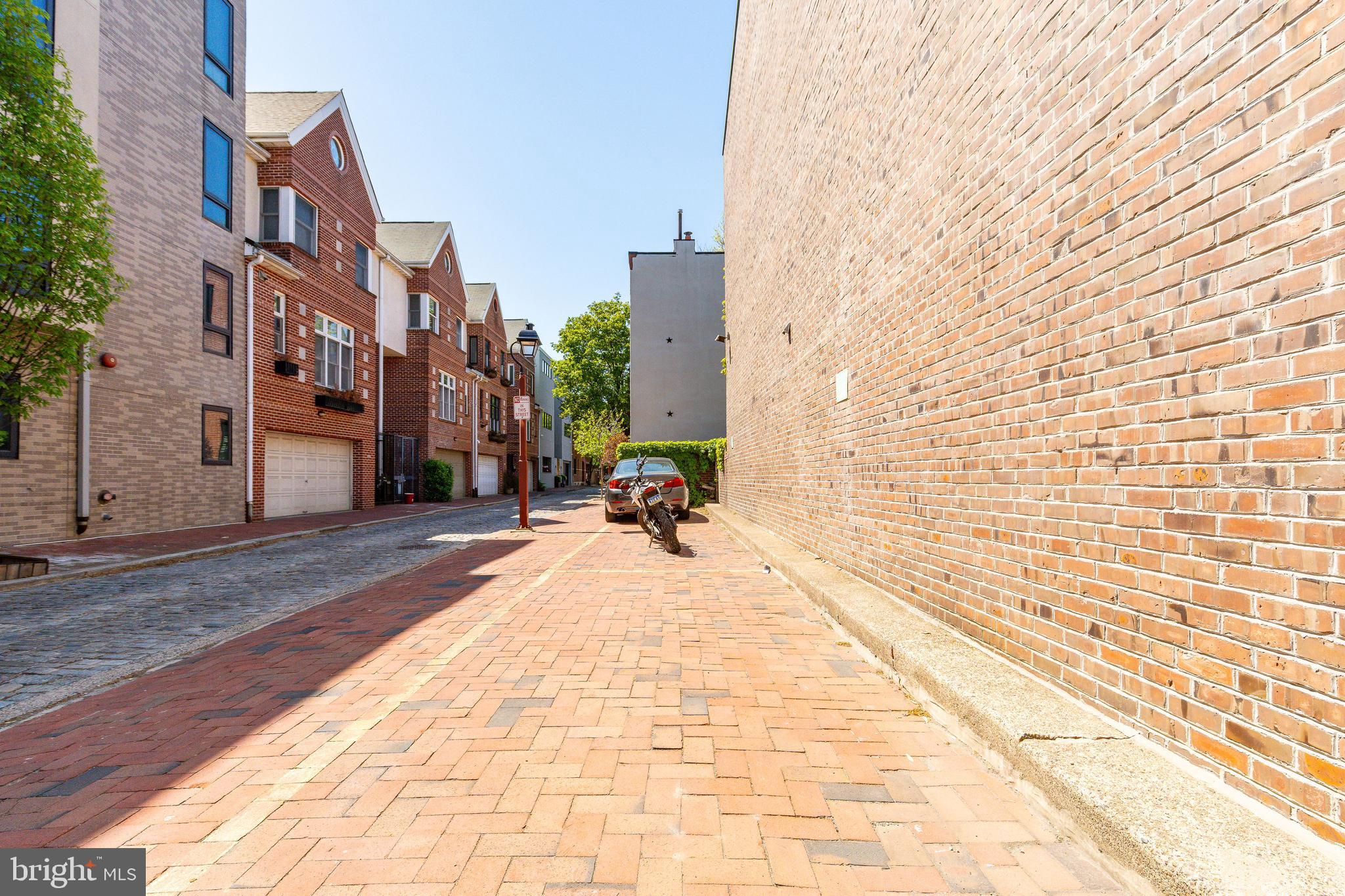 406 South 6th Street Philadelphia, PA 19147 - Photo 49 of 56 a view of a brick building