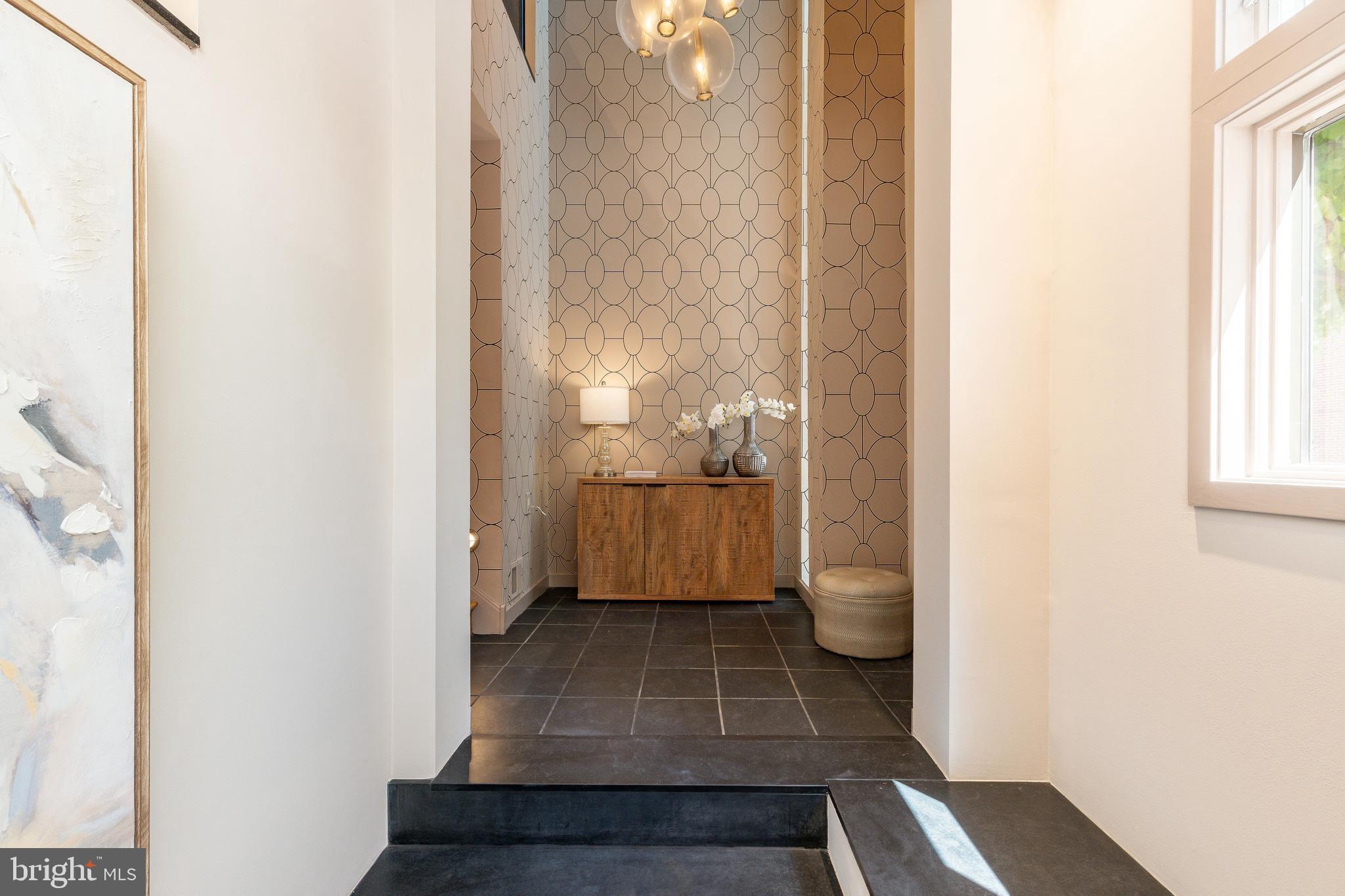 406 South 6th Street Philadelphia, PA 19147 - Photo 6 of 56 a bathroom with a toilet
