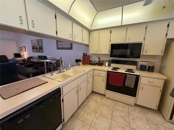 $1,750 | 10512 Millriver Drive, New Port Richey, FL 34654