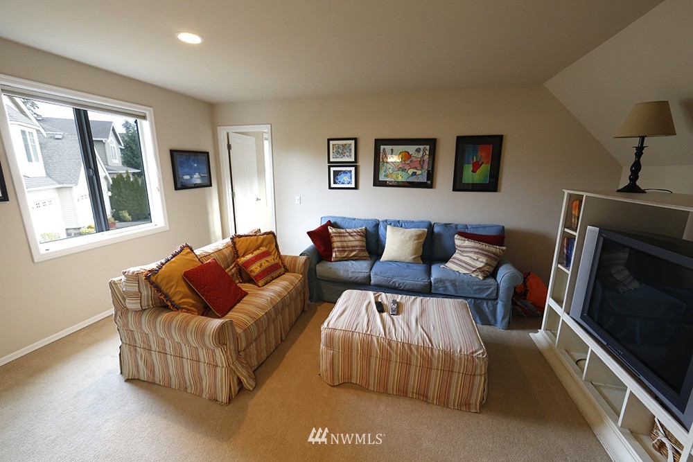 20728 37th Drive Southeast Bothell, WA 98021 - Photo 16 of 25