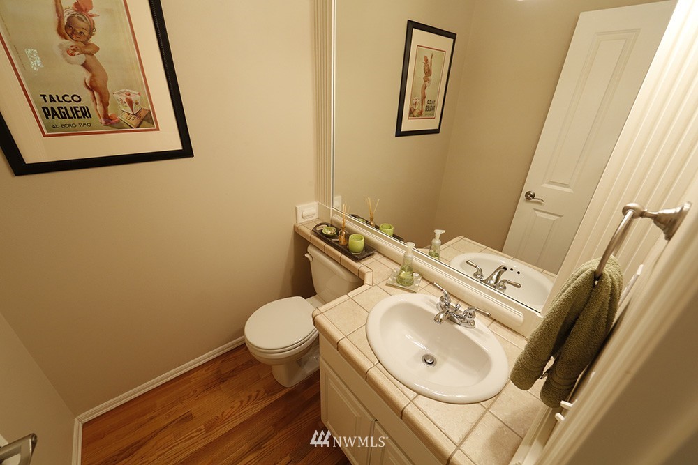 20728 37th Drive Southeast Bothell, WA 98021 - Photo 9 of 25