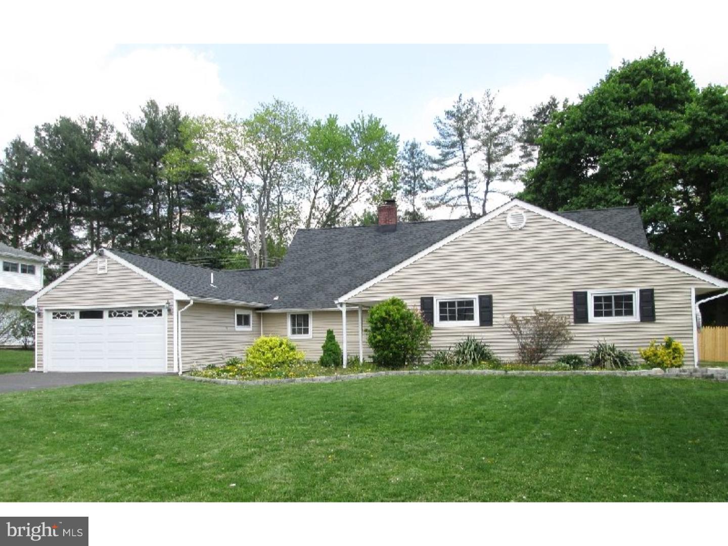 44 Firtree Road Levittown, PA 19056 - Photo 1 of 15 Gallery Image 1