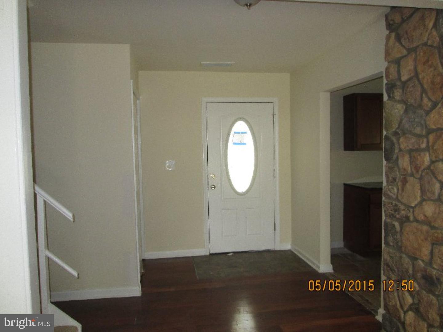 44 Firtree Road Levittown, PA 19056 - Photo 3 of 15 Gallery Image 3