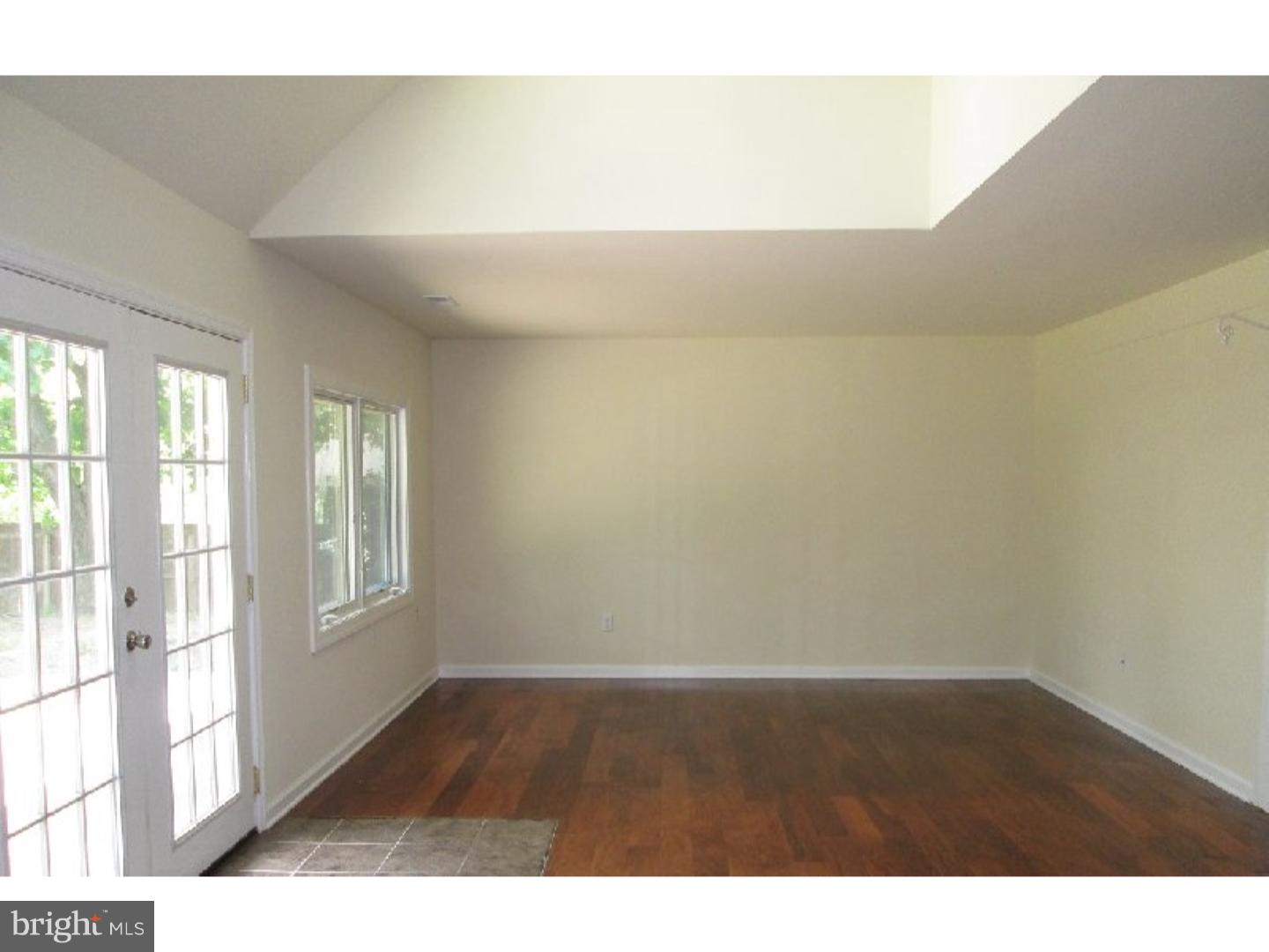 44 Firtree Road Levittown, PA 19056 - Photo 5 of 15 Gallery Image 5