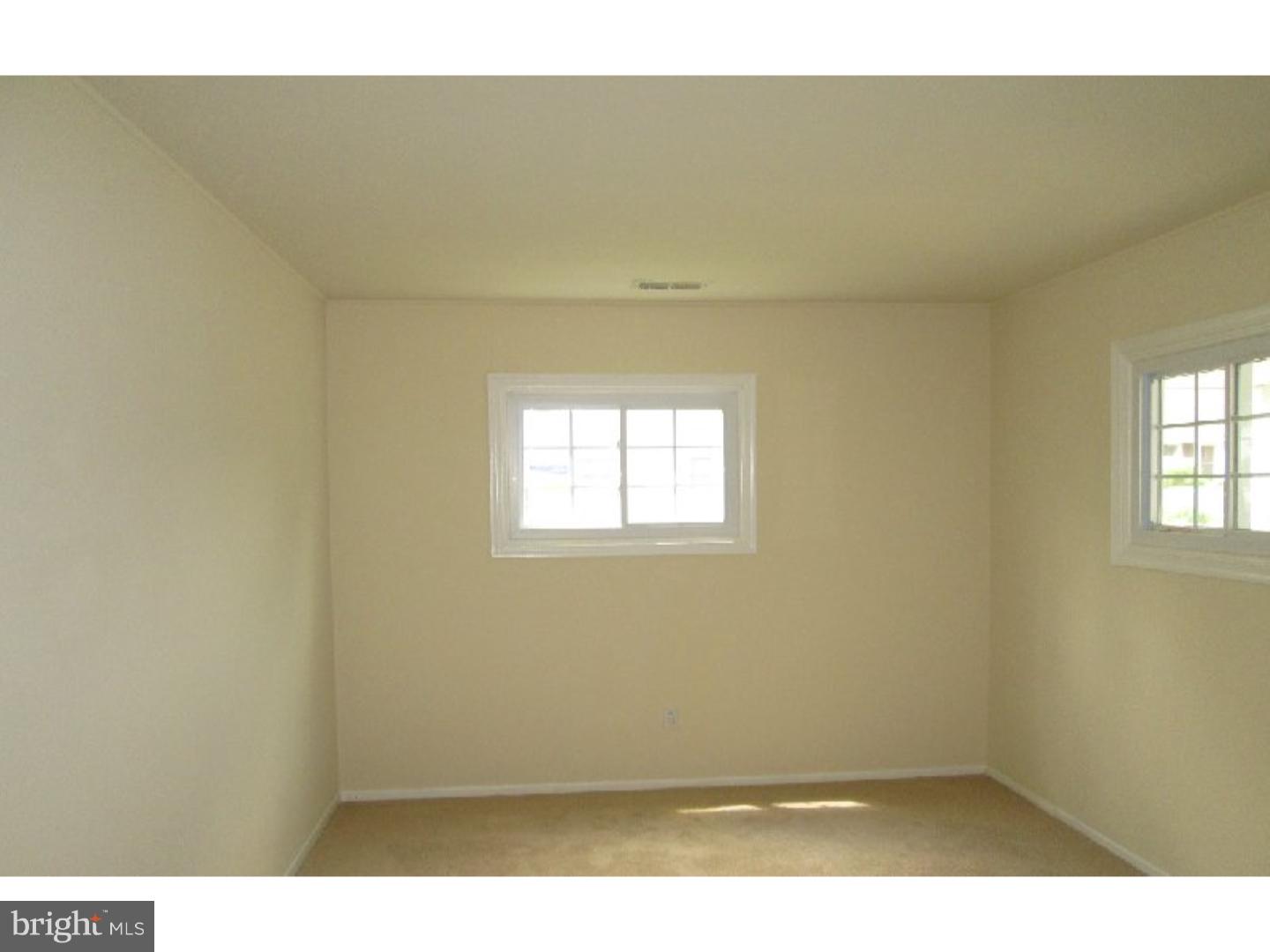 44 Firtree Road Levittown, PA 19056 - Photo 9 of 15 Gallery Image 9