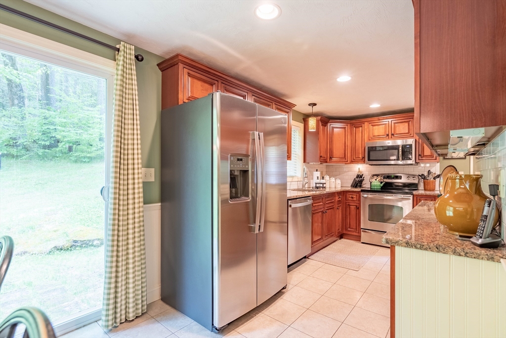 951 Dana Road Barre, MA 01005 - Photo 12 of 41 Gallery Image 12