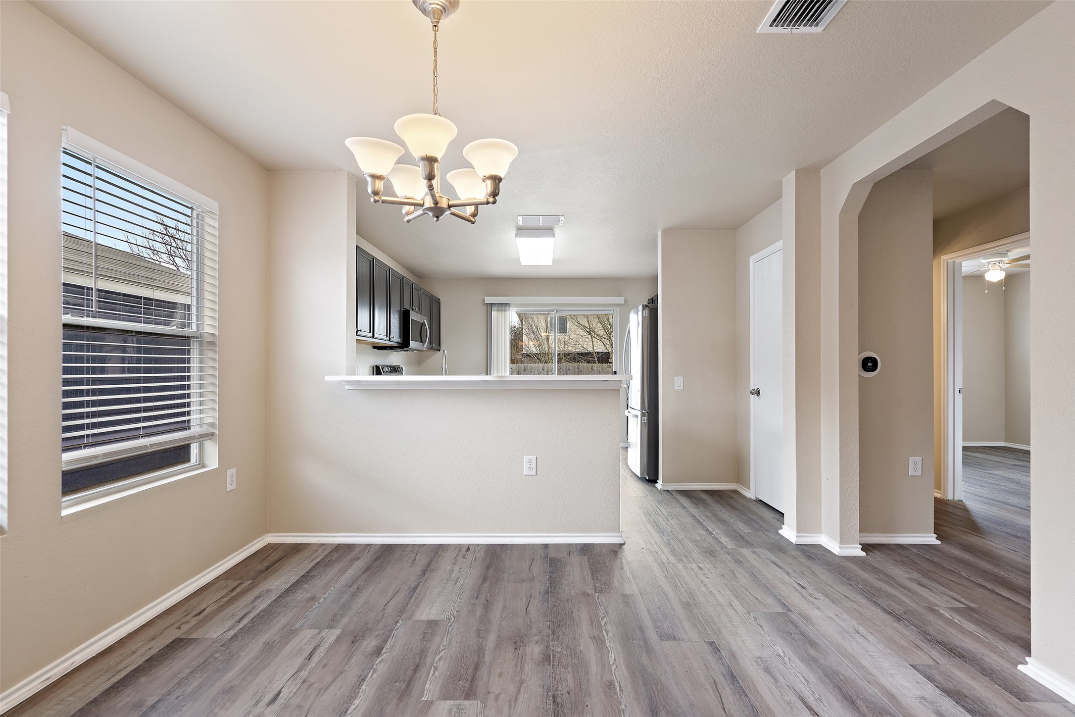 1617 Anise Drive Austin, TX 78741 - Photo 5 of 35