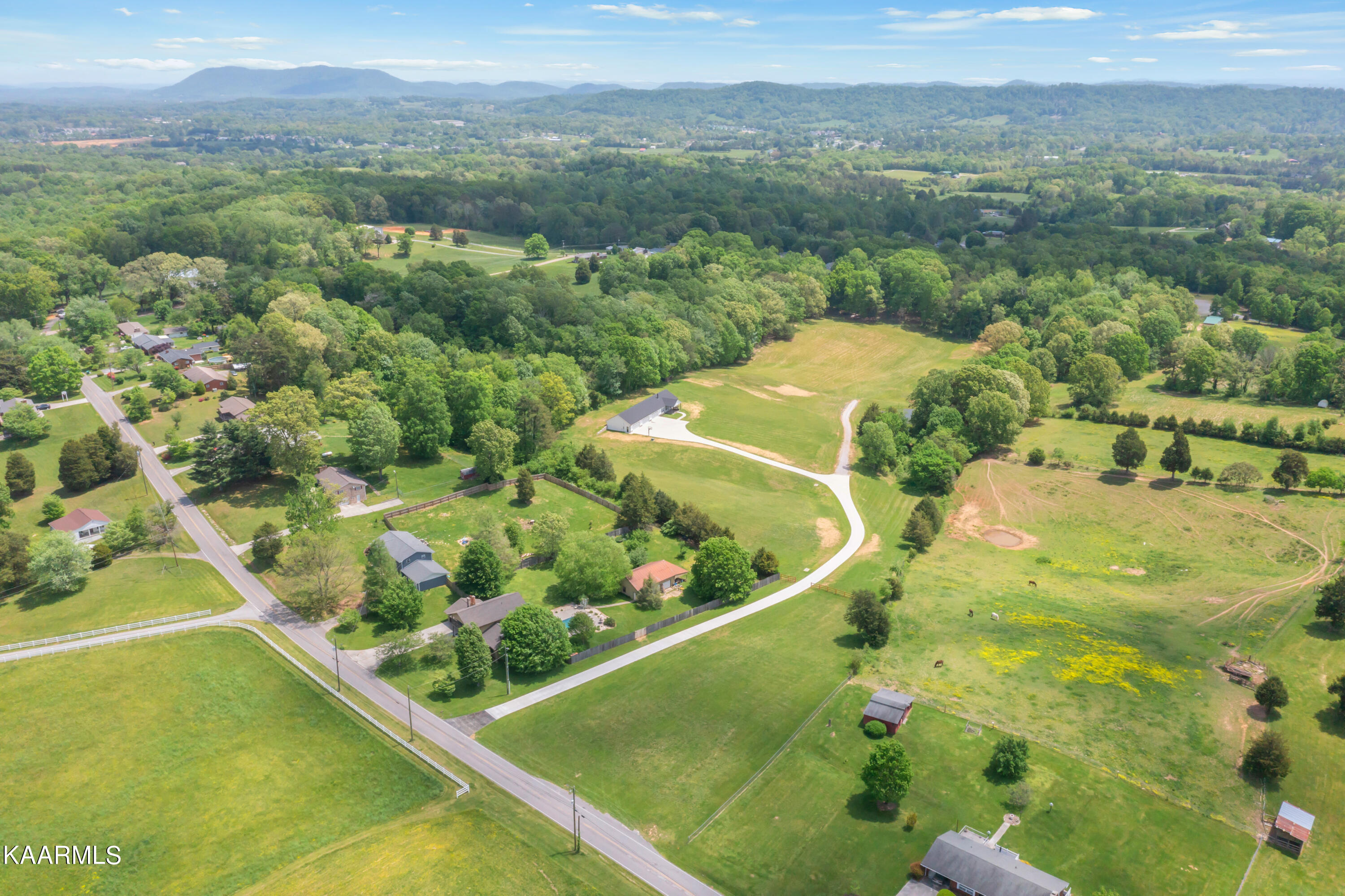 Cline Road Knoxville, TN 37938 - Photo 6 of 8 6108 Cline Rd-14