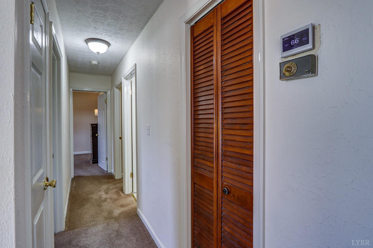 721 Doss Road Concord, VA 24538 - Photo 22 of 35 a view of livingroom with elevator