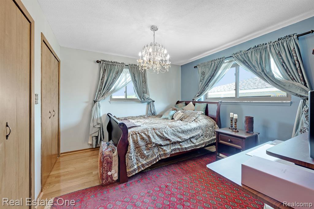 1706 Inkster Road Dearborn Heights, MI 48127 - Photo 15 of 23