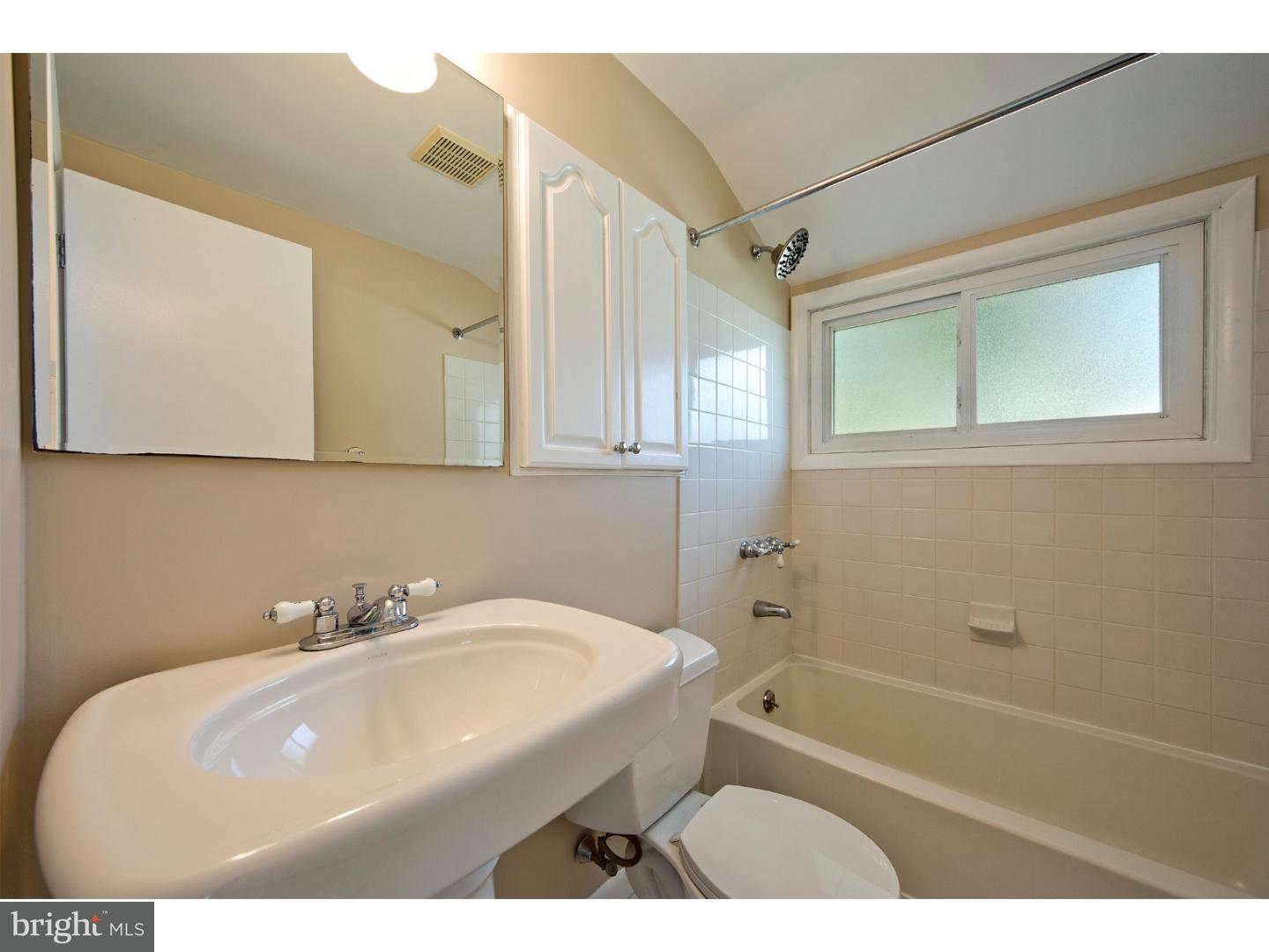 18 MacIntosh Road Levittown, PA 19056 - Photo 19 of 23 Gallery Image 19