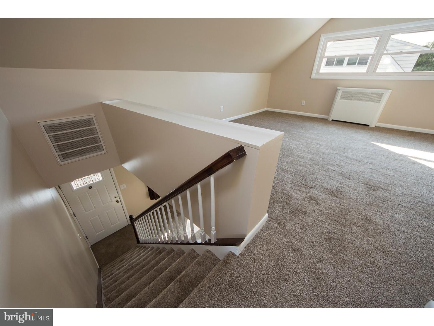 18 MacIntosh Road Levittown, PA 19056 - Photo 6 of 23 Loft