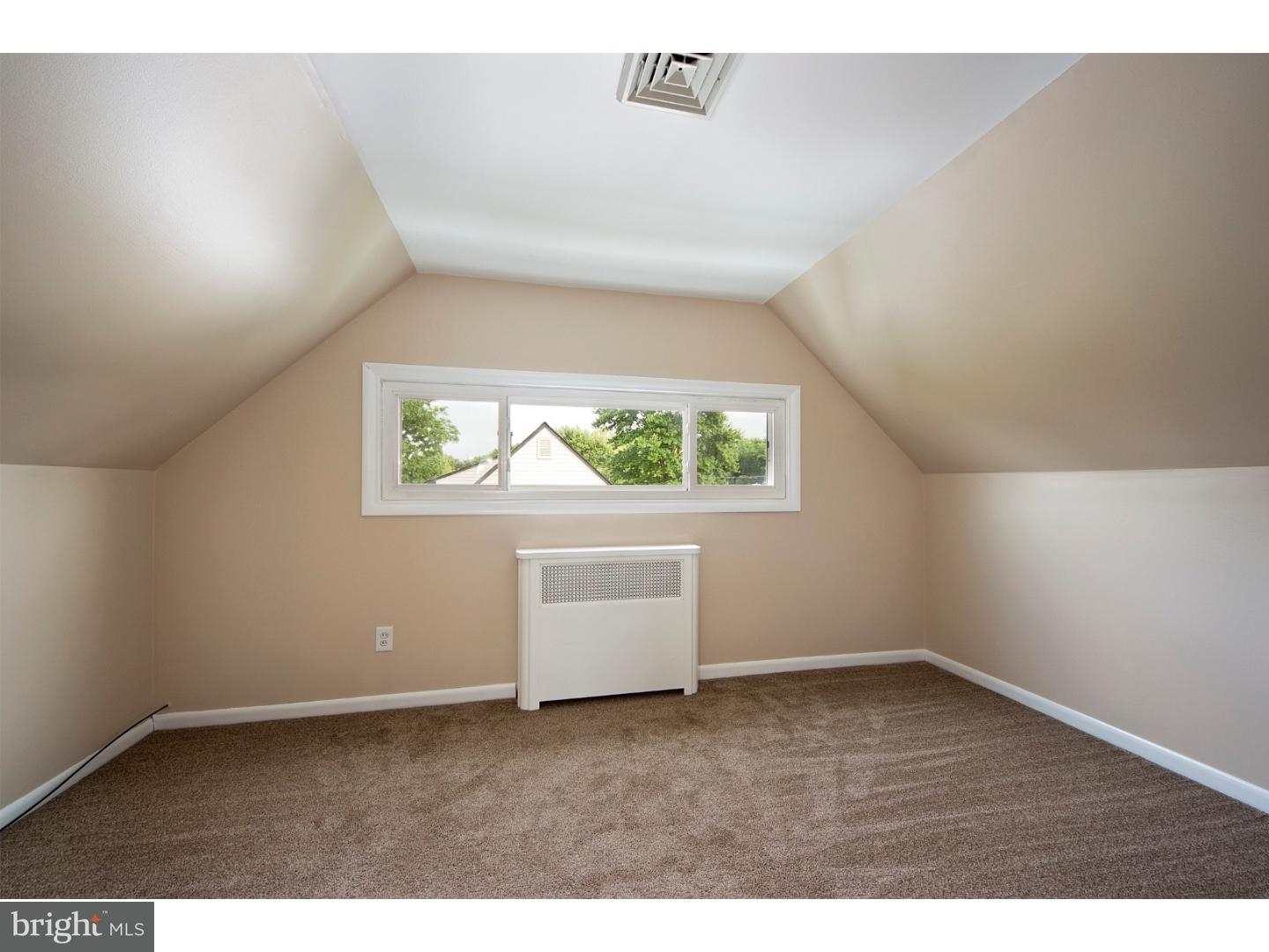 18 MacIntosh Road Levittown, PA 19056 - Photo 7 of 23 Gallery Image 7