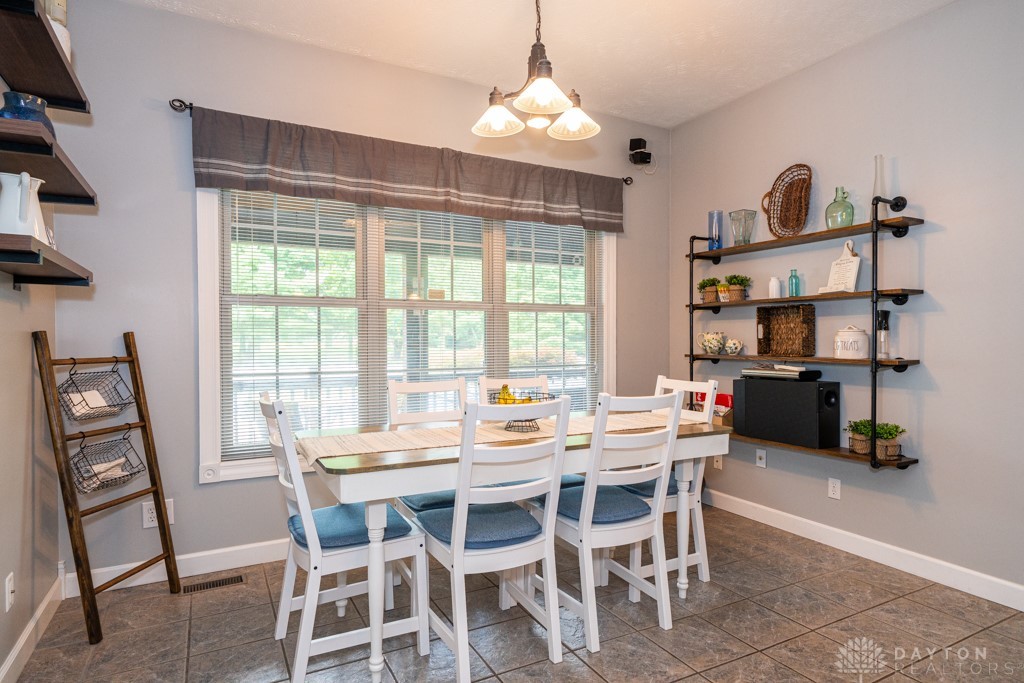 82 Tuttle Road Springfield, OH 45503 - Photo 6 of 73