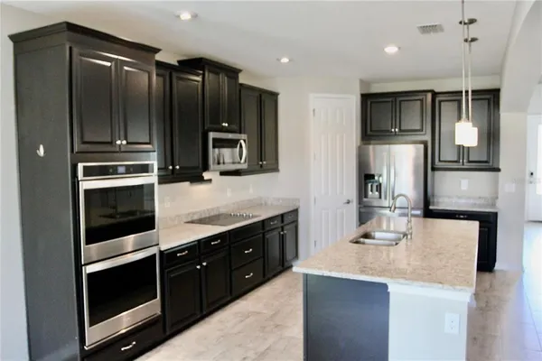 $899,900 | 5412 Camberwell Lane, Riverview, FL 33578