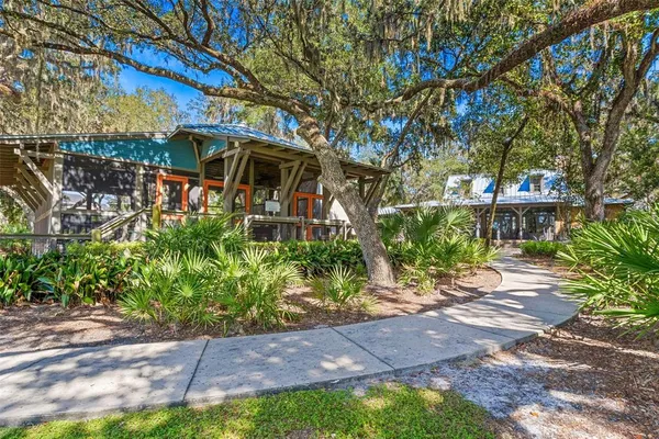 $549,000 | 14310 Barrington Stowers Drive, Lithia, FL 33547