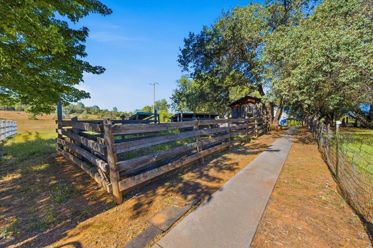 22233 McCourtney Road Grass Valley, CA 95949 - Photo 58 of 89