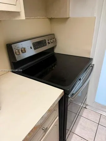 $2,200 | 2430 Northeast 135th Street, Unit 102, North Miami, FL 33181