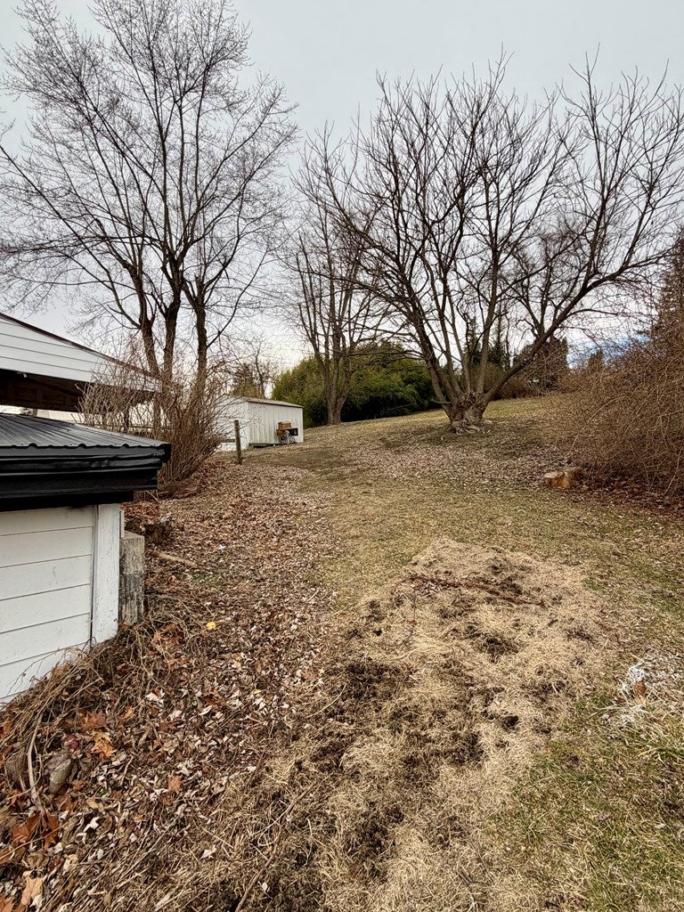 253 Standing Stone Road Huntingdon, PA 16652 - Photo 6 of 32 Gallery Image 6