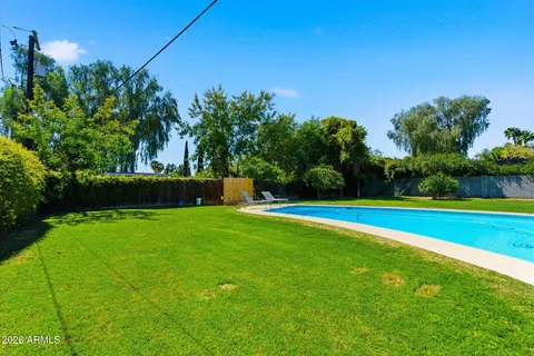 $1,350,000 | 325 West Loma Lane, Phoenix, AZ 85021