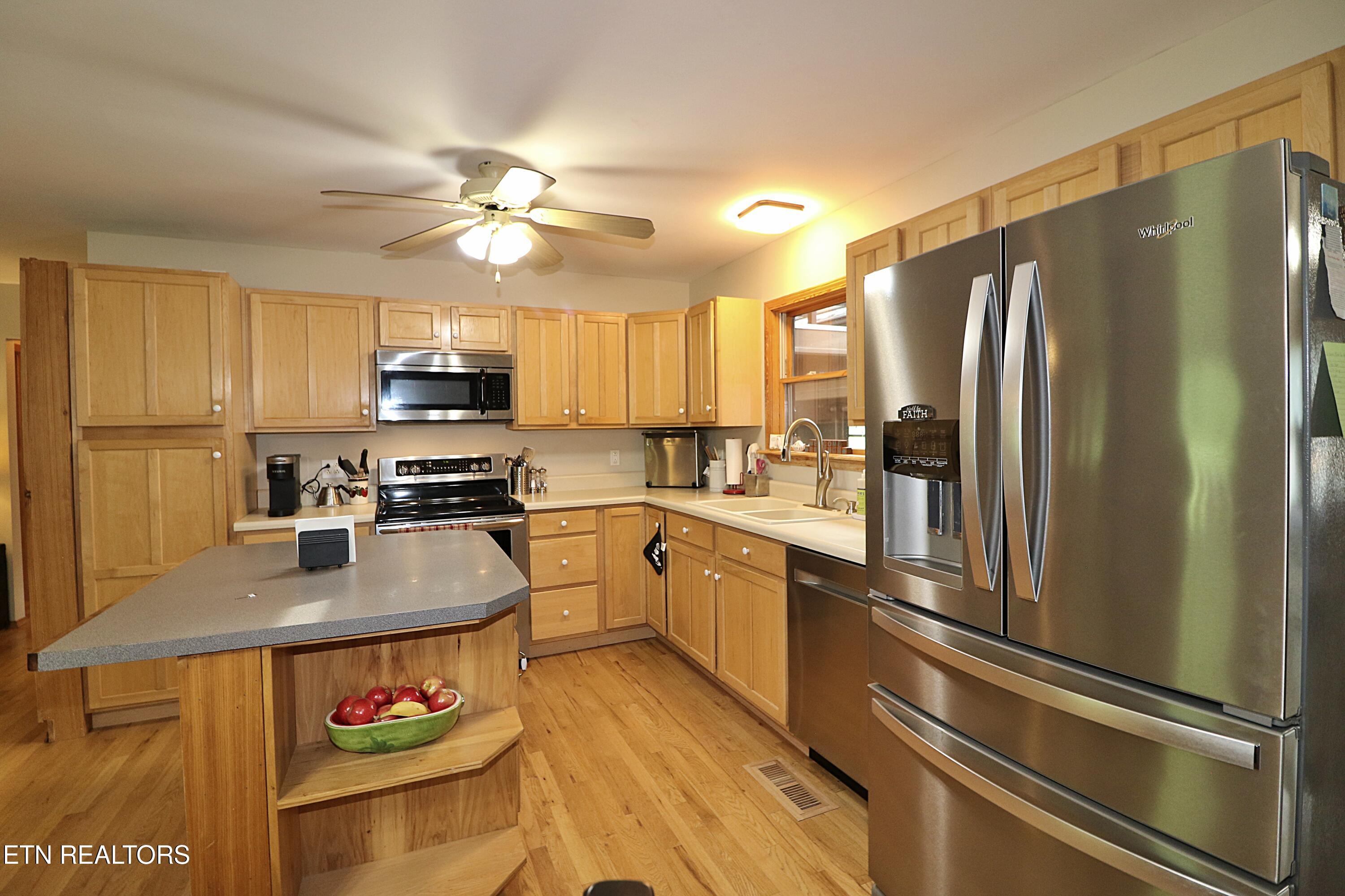 2171 Pine Hill Road Winfield, TN 37892 - Photo 12 of 60 094A3708