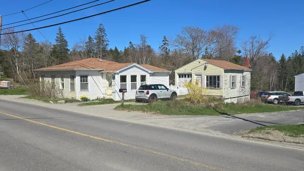 $237,000 | 7 North Main Street, Stonington, ME 04681