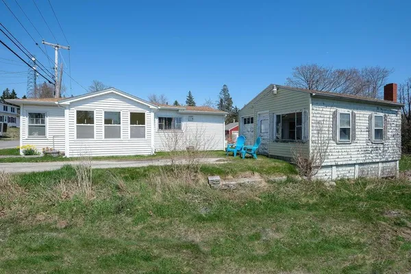 $237,000 | 7 North Main Street, Stonington, ME 04681