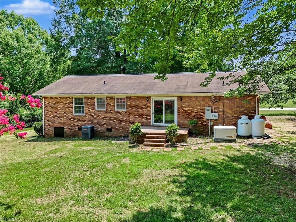 255 Pilotview Loop Madison, NC 27025 - Photo 24 of 31