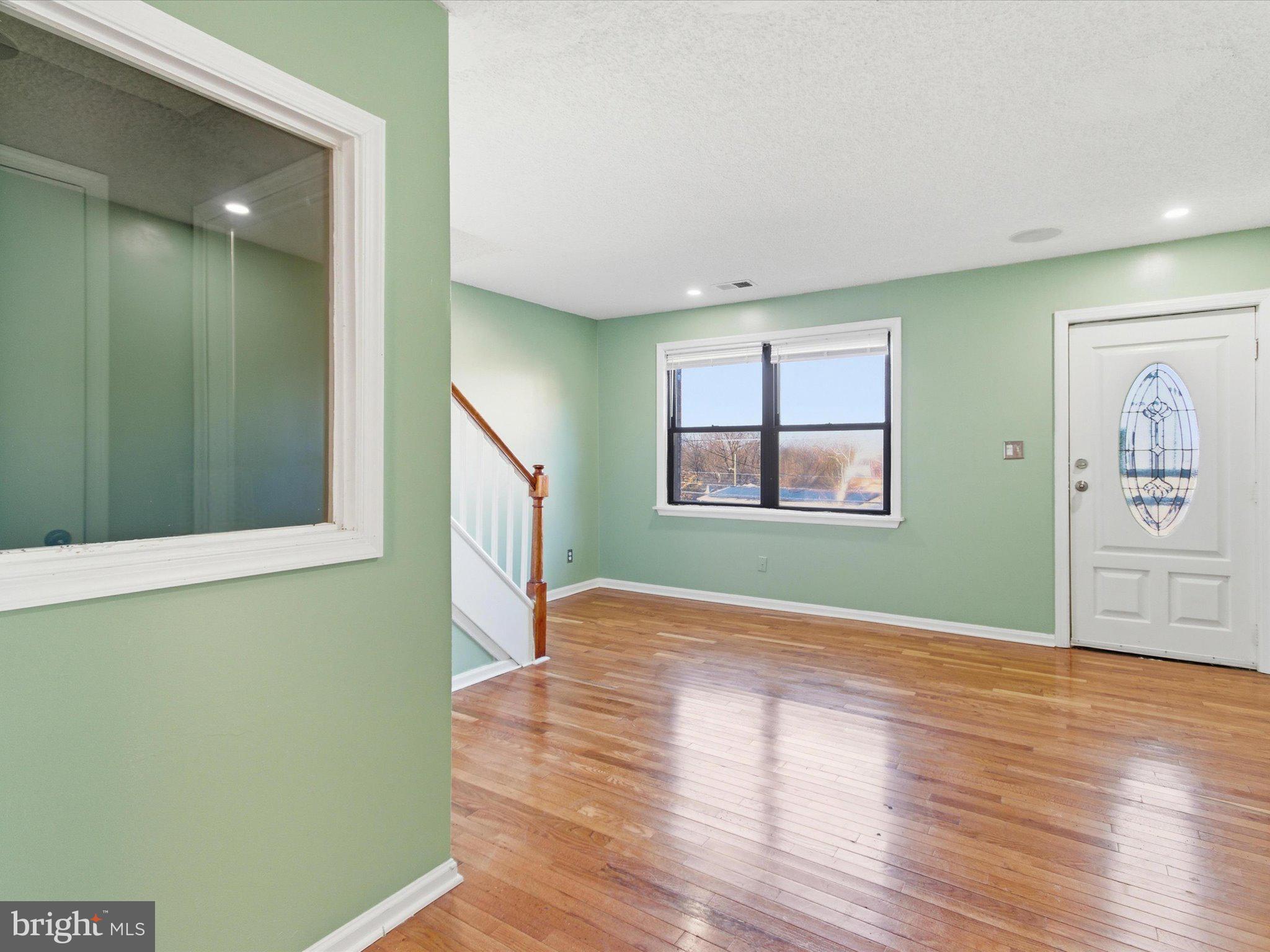 4933 Sheriff Road Northeast Washington, DC 20019 - Photo 7 of 16 Gallery Image 7